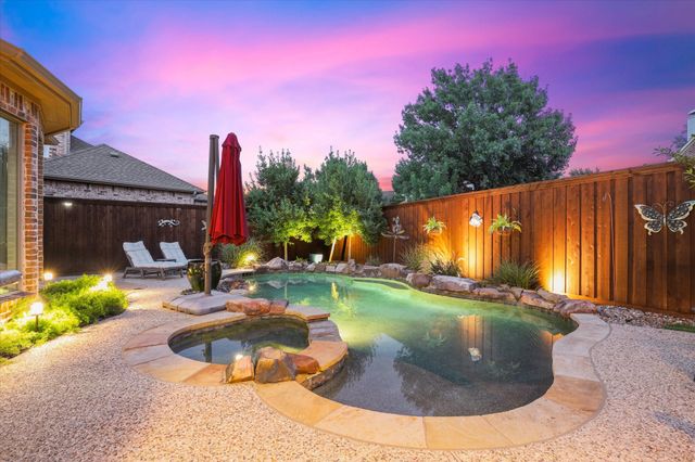 9878 Ranchero Drive, Frisco, TX 75033