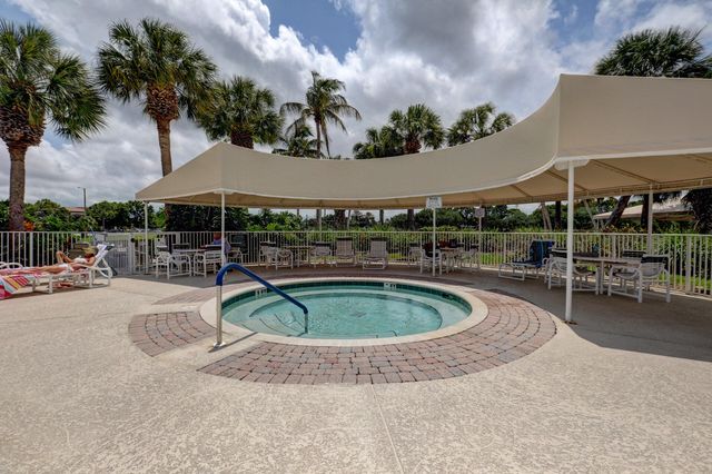 523 NW San Remo Circle, Port St. Lucie, Port St Lucie, FL 34986