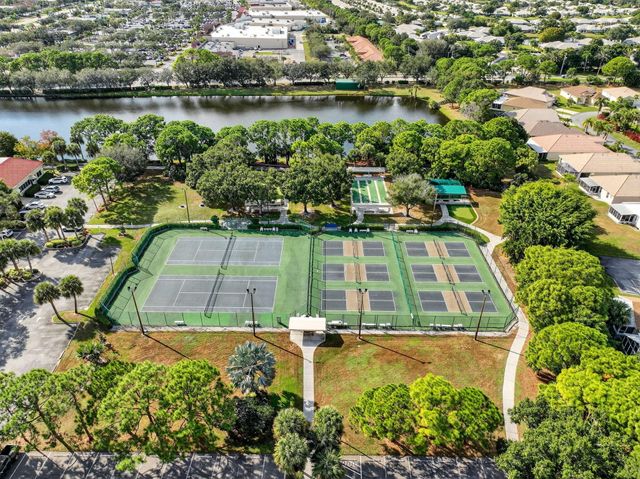 523 NW San Remo Circle, Port St. Lucie, Port St Lucie, FL 34986
