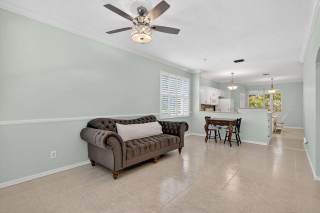 523 NW San Remo Circle, Port St. Lucie, Port St Lucie, FL 34986