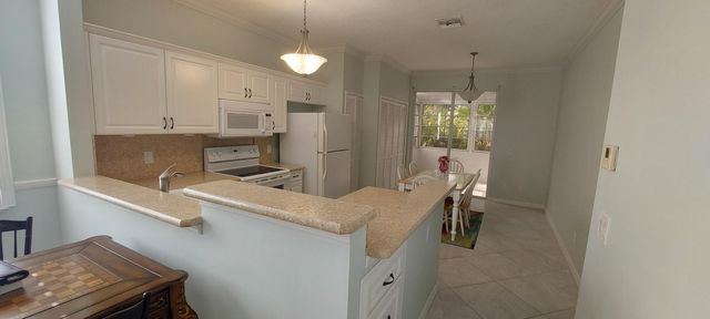 523 NW San Remo Circle, Port St. Lucie, Port St Lucie, FL 34986