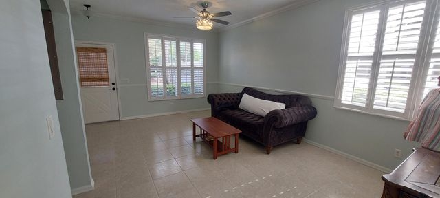 523 NW San Remo Circle, Port St. Lucie, Port St Lucie, FL 34986