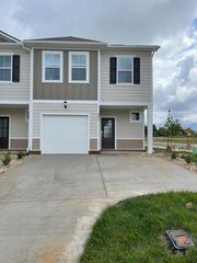 856 Big Bend Ct, White House, TN 37188