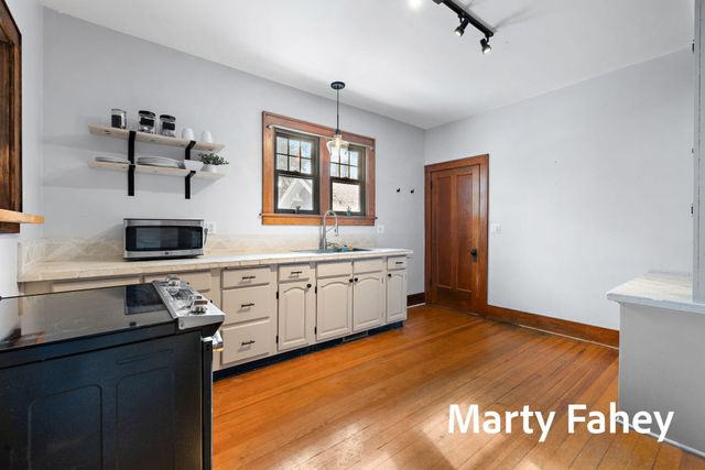 509 S 7th Street, Grand Haven, MI 49417