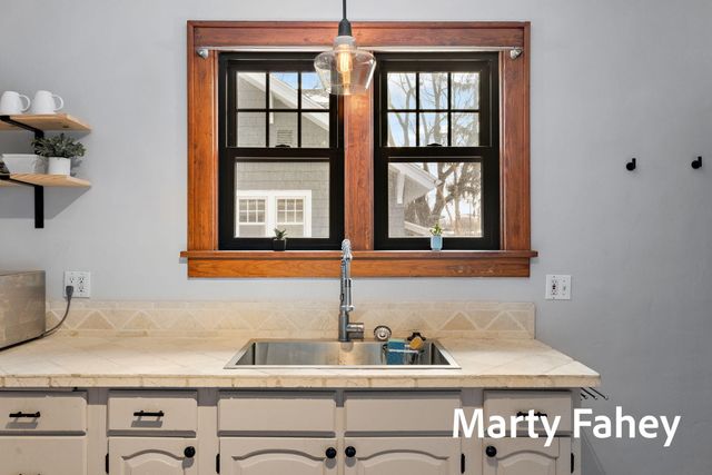 509 S 7th Street, Grand Haven, MI 49417