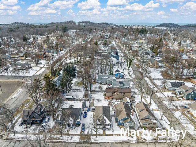 509 S 7th Street, Grand Haven, MI 49417