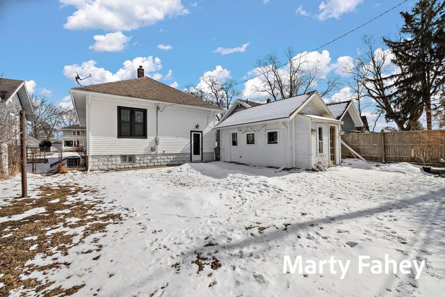 509 S 7th Street, Grand Haven, MI 49417