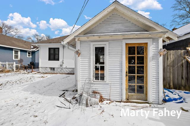 509 S 7th Street, Grand Haven, MI 49417