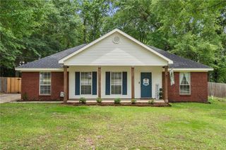 1272 Timberline Court, Axis, AL 36505