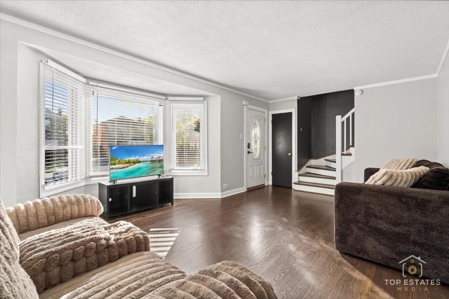 400 W 99th Place, Chicago, IL 60628