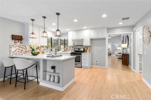 1220 Paseo Sombra, San Dimas, CA 91773