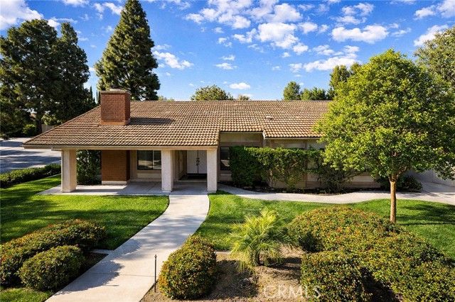 1220 Paseo Sombra, San Dimas, CA 91773