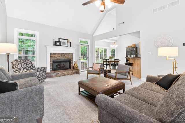 245 Ryans Court, Sharpsburg, GA 30277