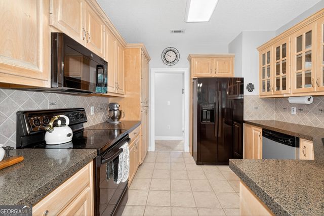 245 Ryans Court, Sharpsburg, GA 30277