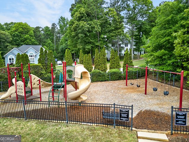 245 Ryans Court, Sharpsburg, GA 30277
