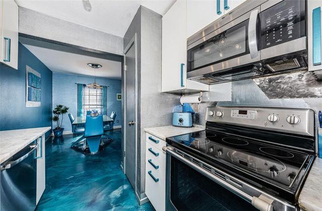 5011 STARFISH DRIVE SE C, St Petersburg, FL 33705