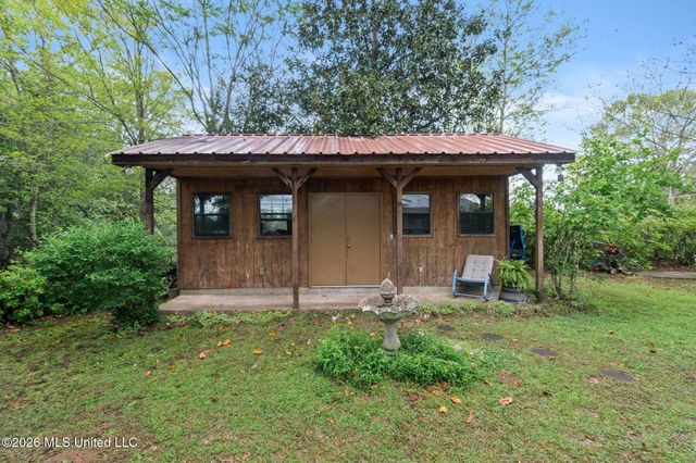102 Maywood Drive, Petal, MS 39465