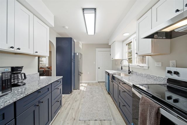 414 N Pleasant Street, Jackson, MI 49202