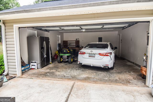 295 Hayward Bishop Way, Senoia, GA 30276