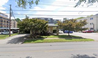 165 Thierman Ln 116, Louisville, KY 40207