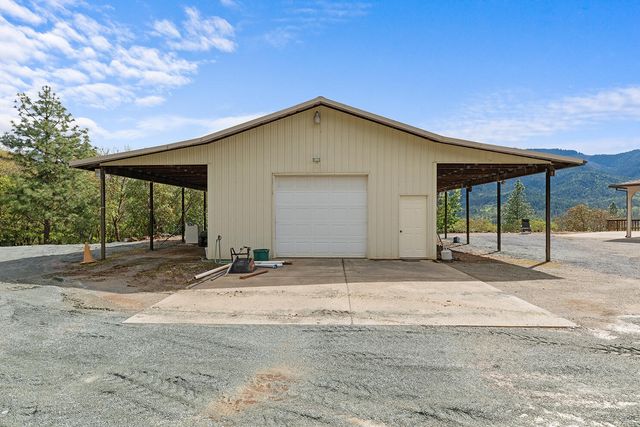 10300 N Applegate Road, Grants Pass, OR 97527