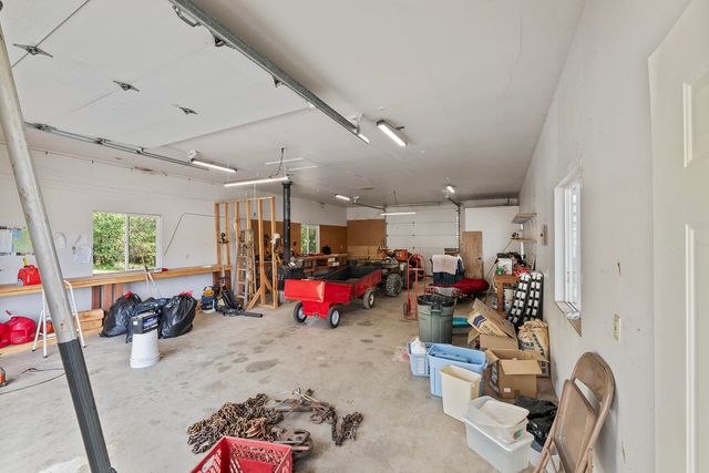 10300 N Applegate Road, Grants Pass, OR 97527