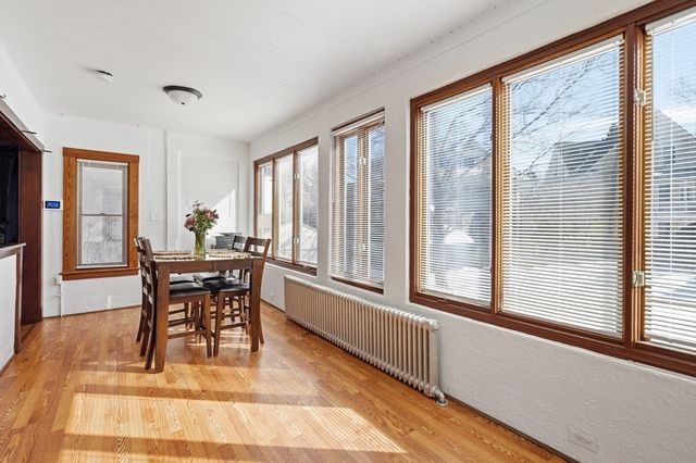 35 Spruceland Ave, Springfield, MA 01108