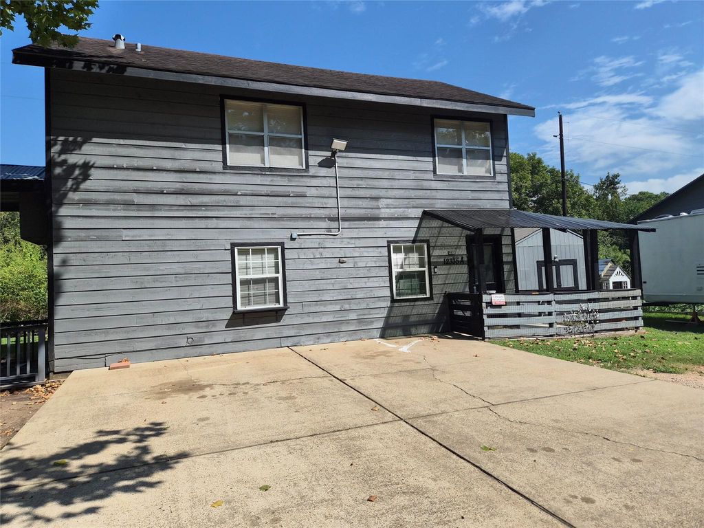 12335 Roy A Road A, Brookside, TX 77581