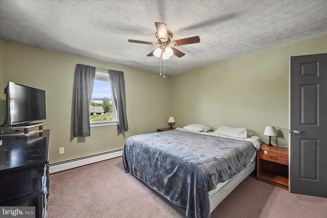 253 KINDIG RD, Littlestown, PA 17340