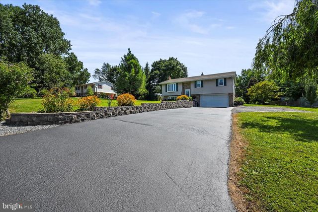 253 KINDIG RD, Littlestown, PA 17340