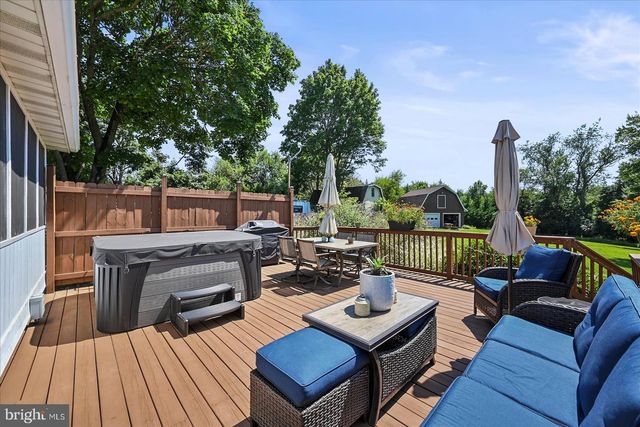 253 KINDIG RD, Littlestown, PA 17340
