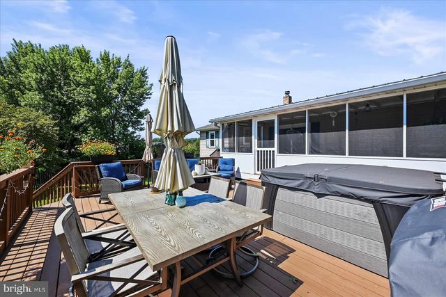 253 KINDIG RD, Littlestown, PA 17340