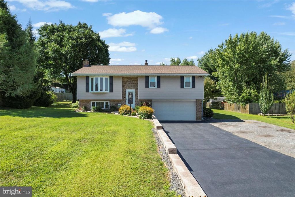253 KINDIG RD, Littlestown, PA 17340