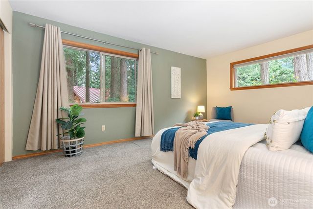 1615 Emerald Lake Way, Bellingham, WA 98226