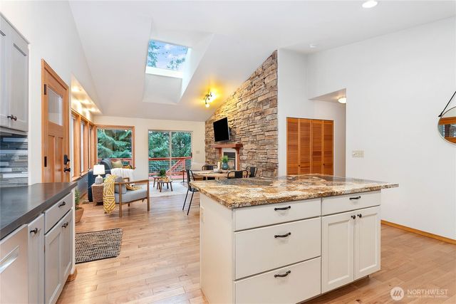 1615 Emerald Lake Way, Bellingham, WA 98226