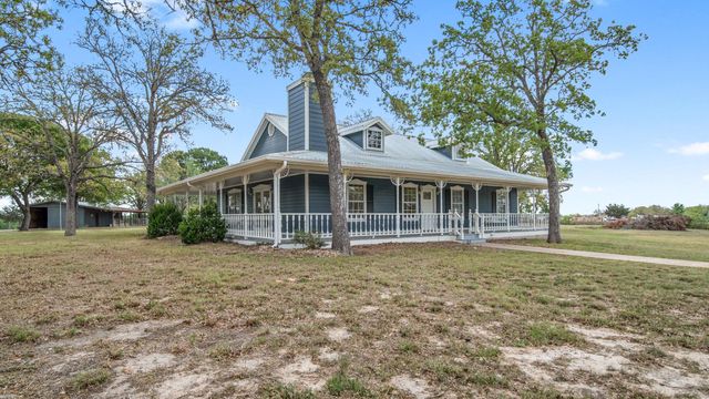 2205 S US Highway 77, Giddings, TX 78942