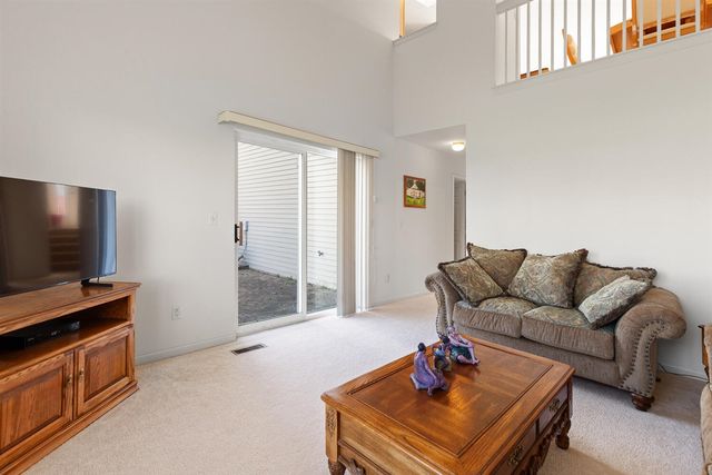 7150 Royal Troon Drive, Ypsilanti, MI 48197