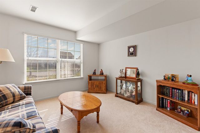 7150 Royal Troon Drive, Ypsilanti, MI 48197