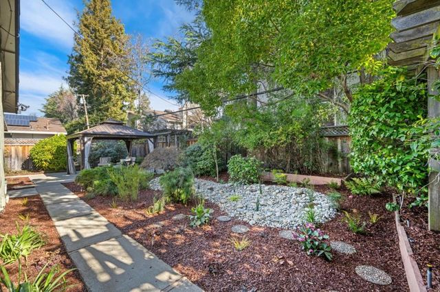 988 Daffodil Way, San Jose, CA 95117