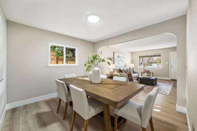 988 Daffodil Way, San Jose, CA 95117