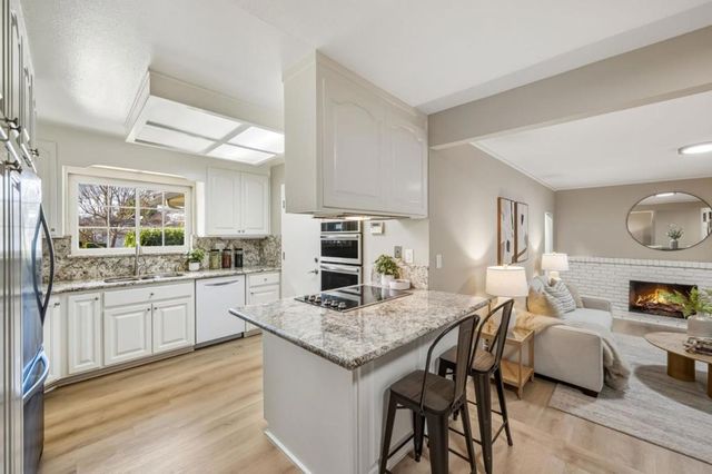 988 Daffodil Way, San Jose, CA 95117