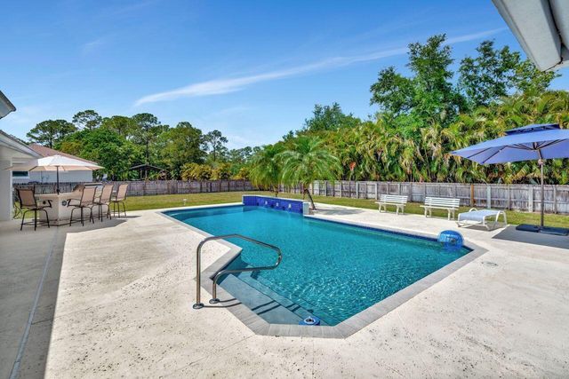 13229 158th Street N, Jupiter, FL 33478