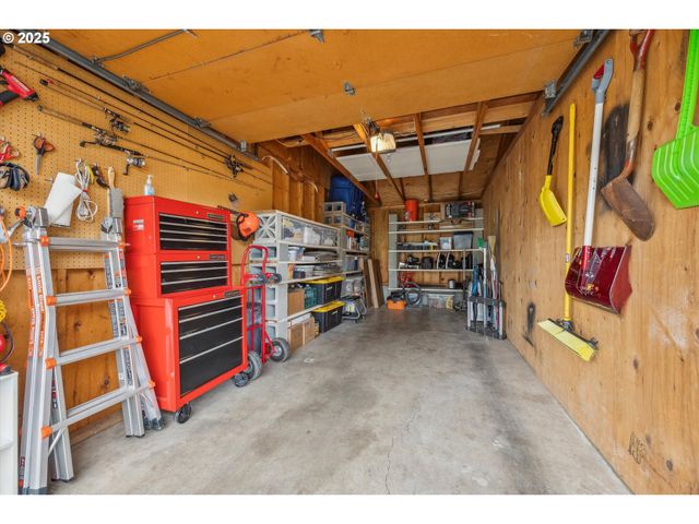 5160 Sw 180TH Ave 17, Beaverton, OR 97078