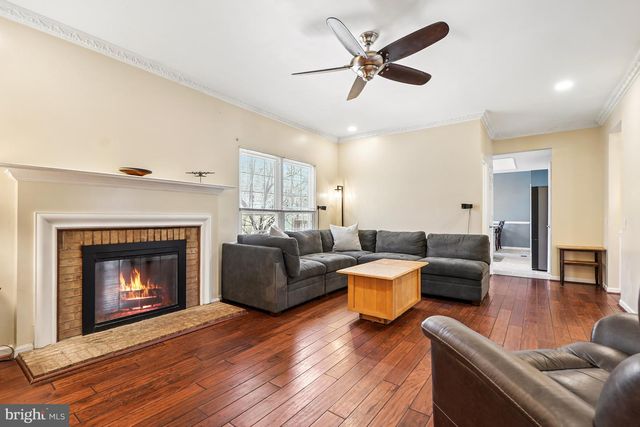 13205 OAK FARM DR, Woodbridge, VA 22192