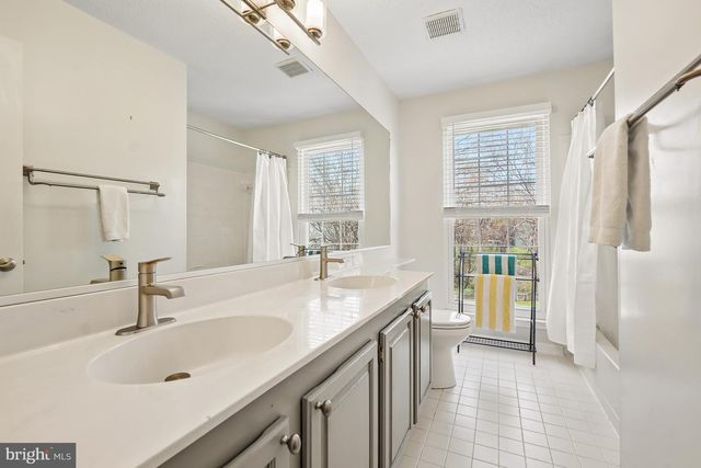 13205 OAK FARM DR, Woodbridge, VA 22192