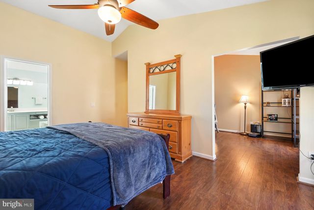 13205 OAK FARM DR, Woodbridge, VA 22192