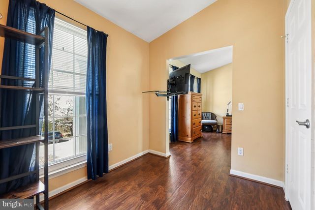 13205 OAK FARM DR, Woodbridge, VA 22192