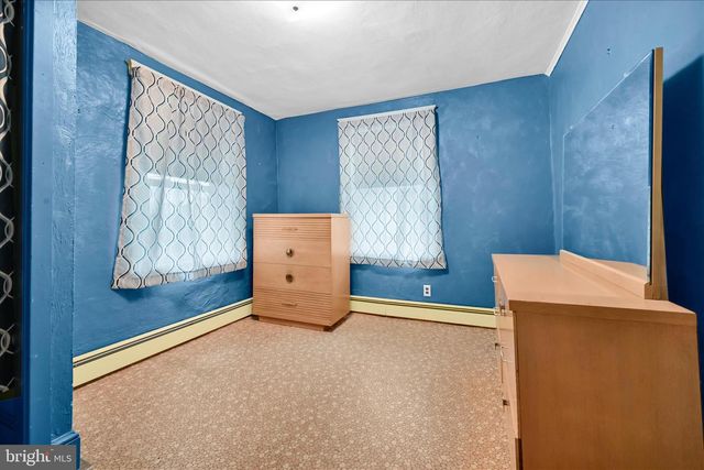 809 WATER ST, Shoemakersville, PA 19555