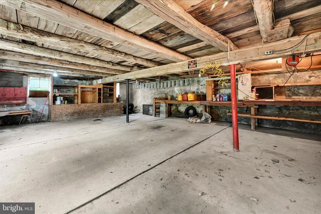 809 WATER ST, Shoemakersville, PA 19555