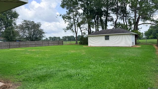 3145 Oakland Rd, Lakeland, LA 70752